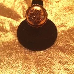 Vintage Button Ring